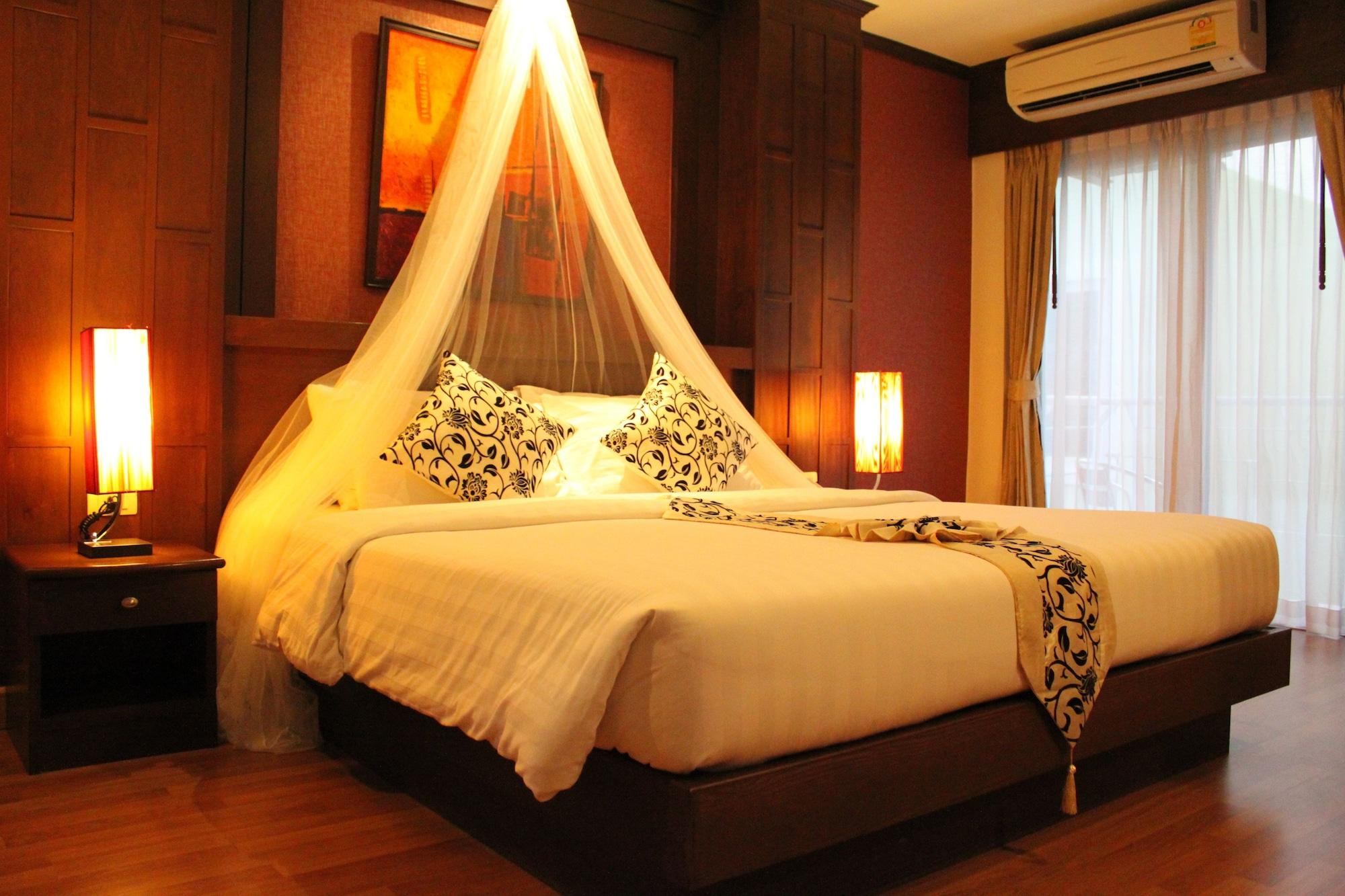 Hemingway'S Hotel Patong Ngoại thất bức ảnh