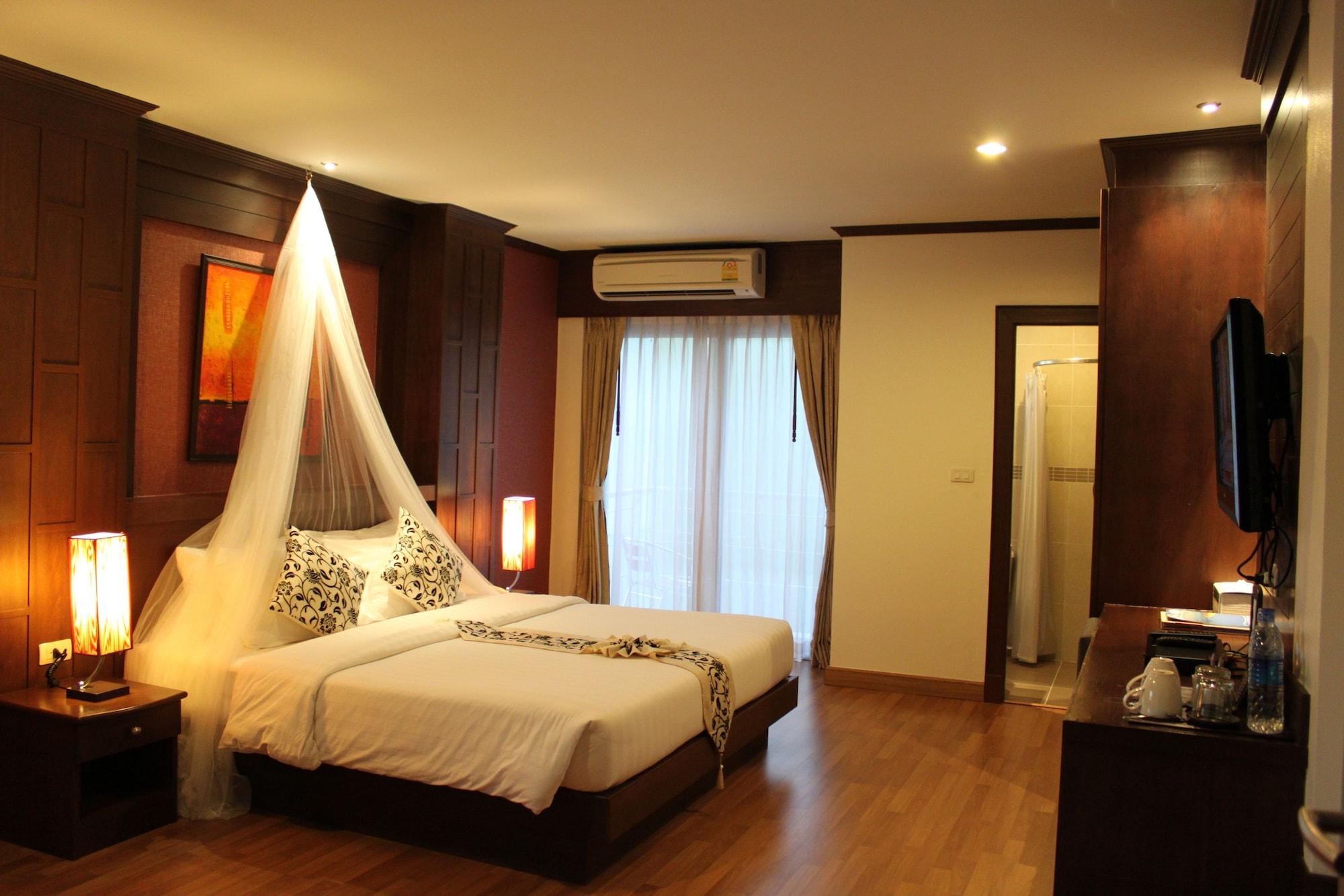 Hemingway'S Hotel Patong Ngoại thất bức ảnh