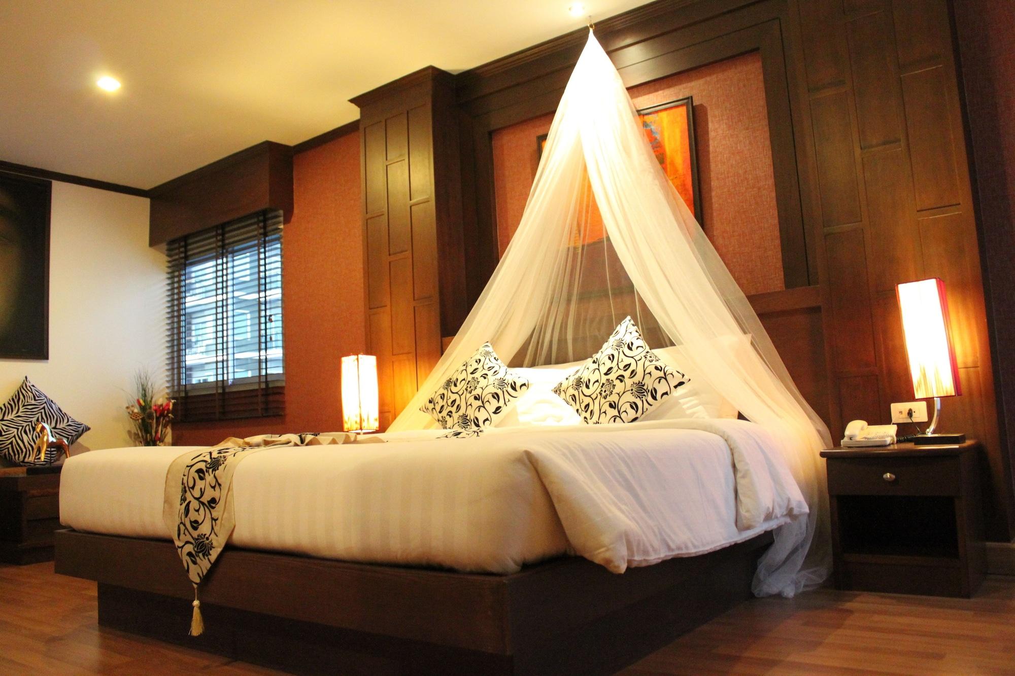Hemingway'S Hotel Patong Ngoại thất bức ảnh