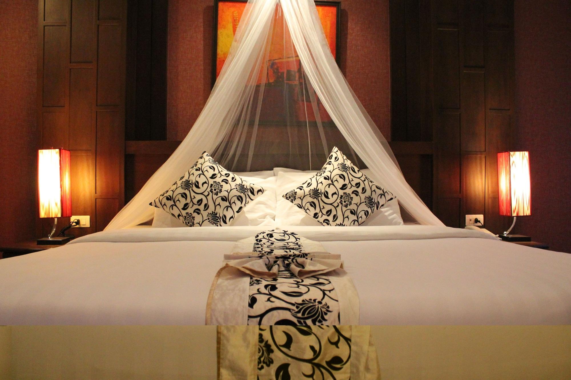 Hemingway'S Hotel Patong Ngoại thất bức ảnh