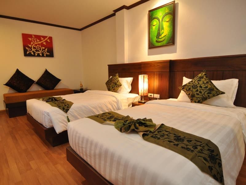 Hemingway'S Hotel Patong Ngoại thất bức ảnh