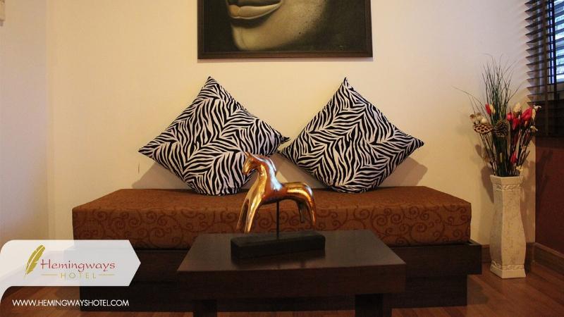 Hemingway'S Hotel Patong Ngoại thất bức ảnh